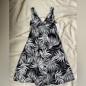 Black and white floral print dress